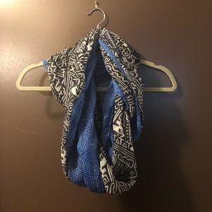 Infinity scarf